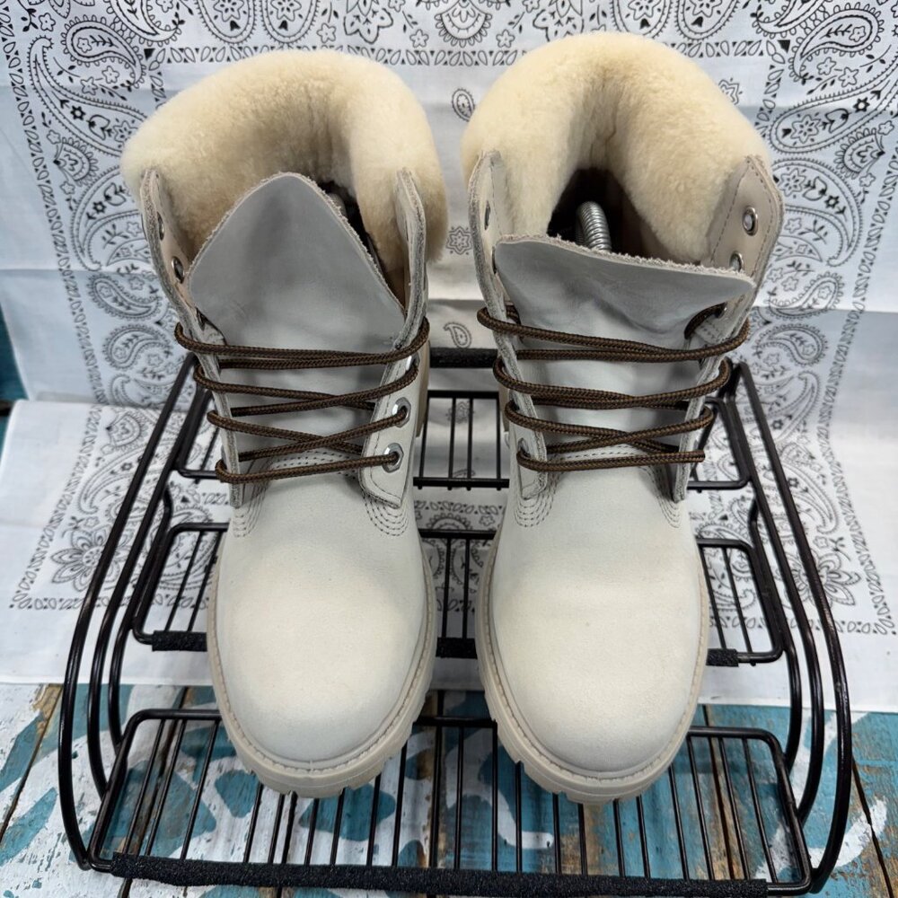 NEW/SAMPLE Timberland Premium Womens 6" SHEARLING Boo WP Boots Light Taupe Sz 6 - Picture 2 of 8